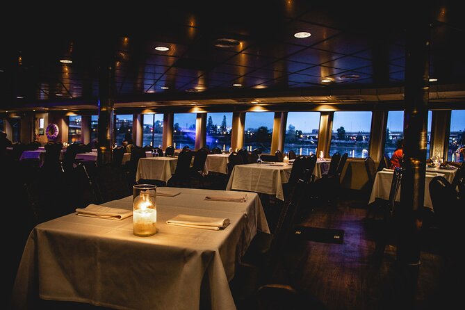 2.5-hour Dinner Cruise on Willamette River - Is it worth $129? Value math for dinner, views, and entertainment
