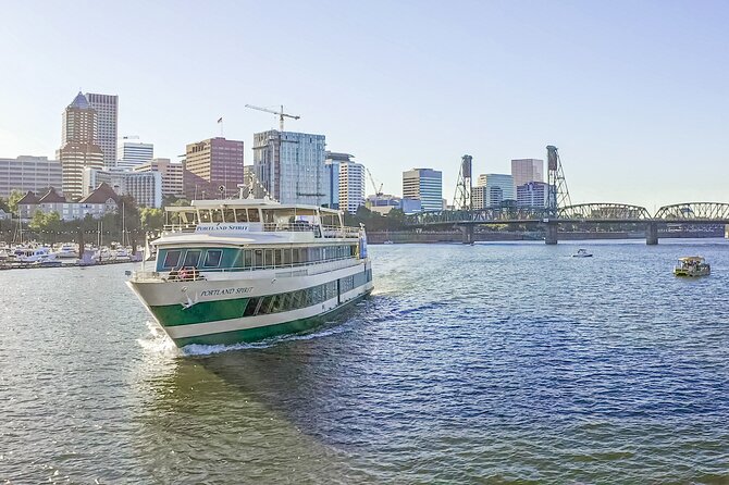 2-hour Lunch Cruise on Willamette River - Who this lunch cruise is best for