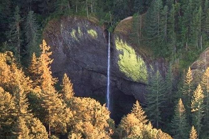 40 Minute Multnomah Falls & Waterfall Air Tour by Envi Adventures - What it feels like in the plane: pilot service, comfort, and family fit