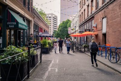 A Guided Walking Tour of Fabulous Downtown Portland, Oregon