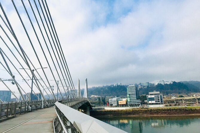 Bike Around Portland Oregon: Art, Culture, Bridges, Poetry - Key highlights at a glance