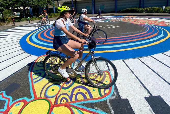 Bike Around Portland Oregon: Art, Culture, Bridges, Poetry - Getting fitted at 833 SE Main St and easing into inner Portland