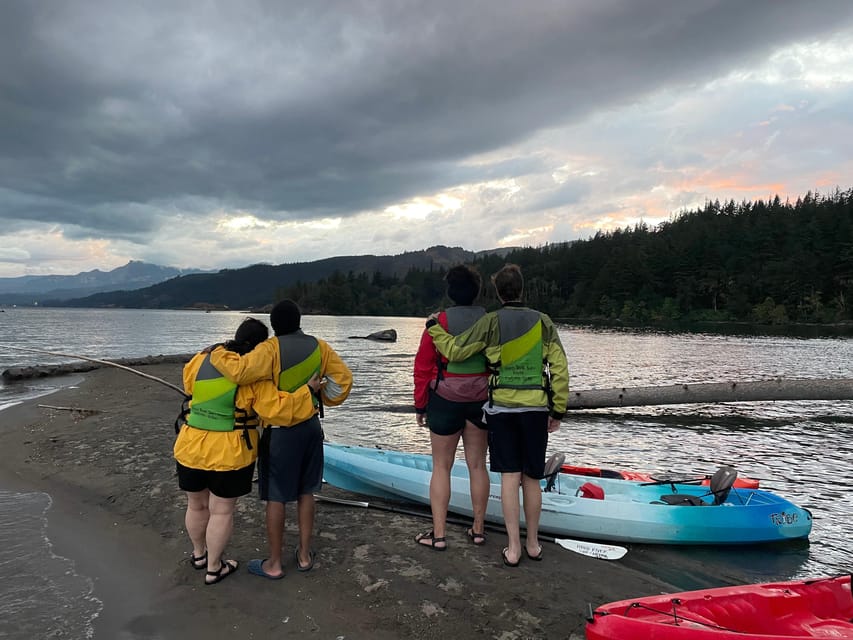 Columbia Gorge Kayak Tour - What to bring and wear for a smooth, comfortable trip