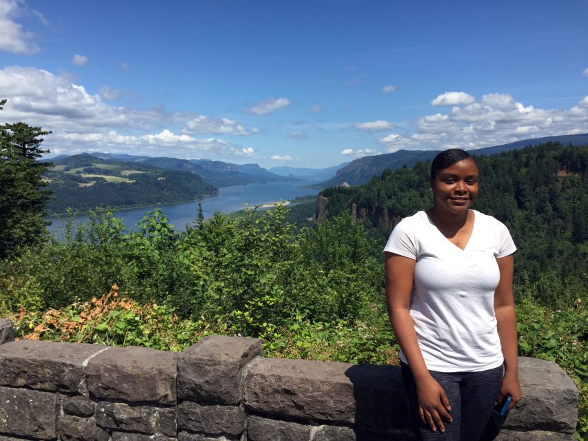 Columbia River Gorge Half-Day Small-Group Hiking Tour - Multnomah Falls in 30 Minutes: Choose Your Own Mini-Adventure