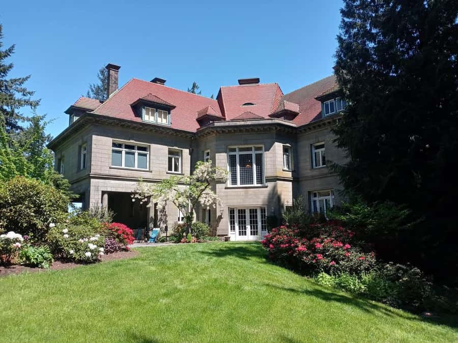 Discover Portland: Guided Sightseeing Tour (Most popular!) - Pittock Mansion grounds and that Mt. Hood view