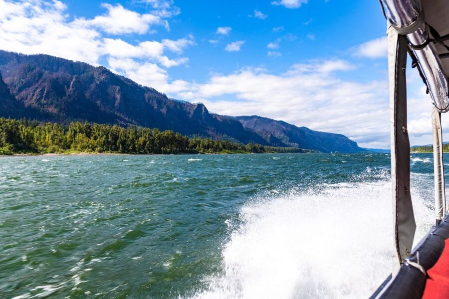 From Portland: 7 Wonders of the Gorge Jetboat Cruise - Live Guide Storytelling and Noise: How to Catch the Facts Without Stress