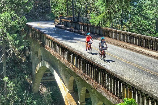 Hike and Bike Tour to Columbia River Gorge Waterfalls - Who should book this bike and hike Gorge tour?