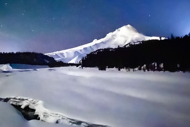 Moonlight Snowshoe Hike - What to pack since winter weather clothing is not included