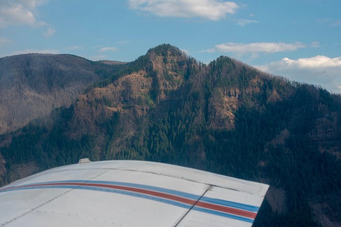 Multnomah Falls & Columbia River Gorge Tour by Envi Adventures - How the headset and pilot guidance work