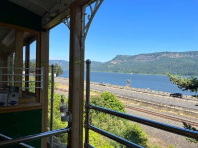 Multnomah Falls: Waterfall Corridor Hop-On Hop-Off Trolley