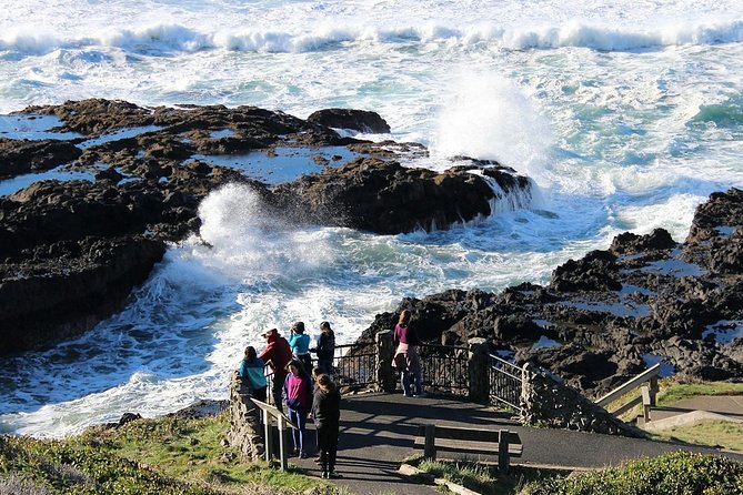 Oregon Coast Day Trip: Cannon Beach and Haystack Rock - Rain, timing, and the practical packing list for this coast route