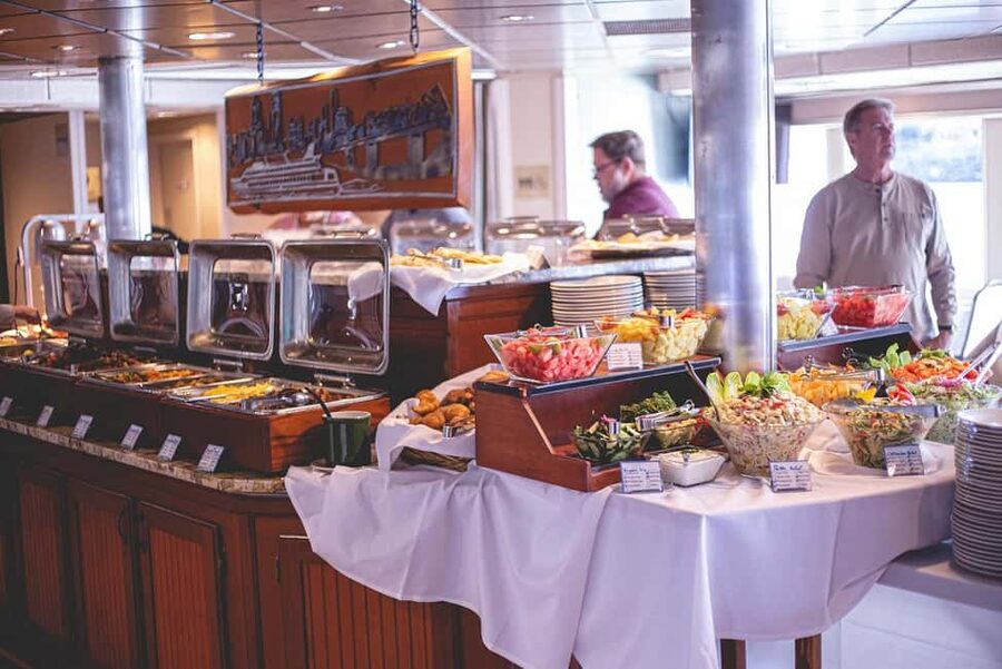Portland: Brunch Cruise on Willamette River - Who This Brunch Cruise Fits Best
