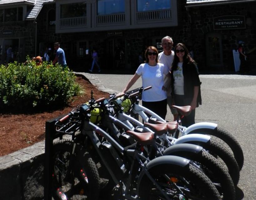 Portland: Multnomah Falls E-Bike Tour in the Columbia Gorge - Crown Point Vista House: Your First Big Gorge View (About 1 Hour)