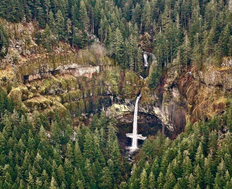 Portland: Multnomah Falls Scenic Air Tour - Why This 30-Minute Gorge Flight Feels Different Than Driving