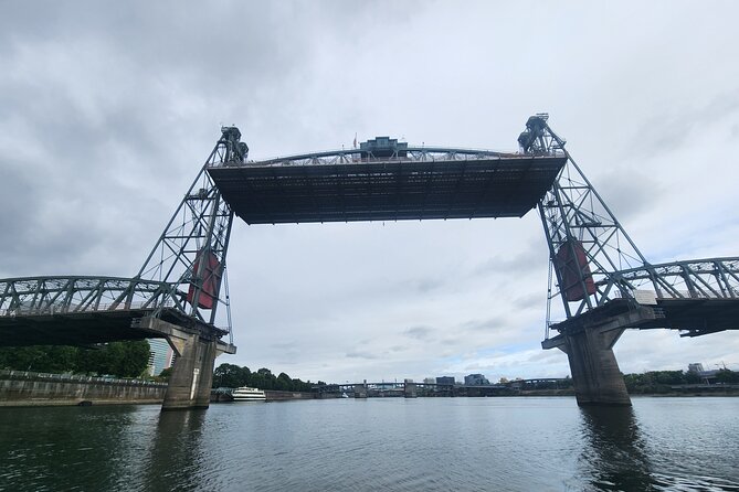 Portland's Ultimate 12 Historic Bridges' Scenic Boat Tour - Price and value: what $395 means for a group of up to six