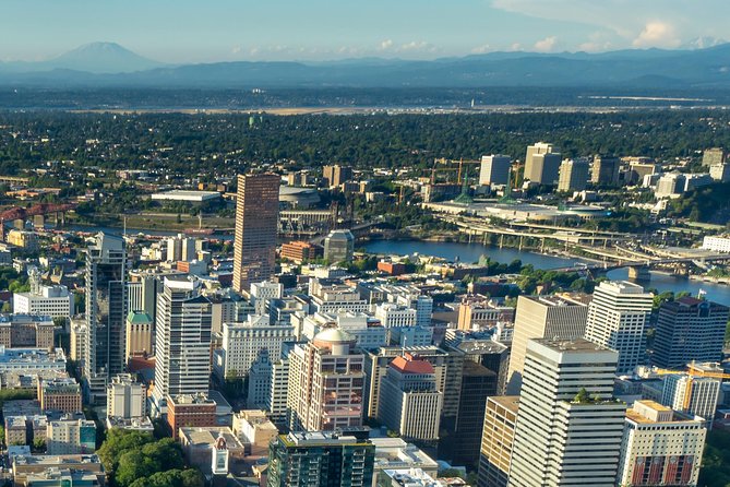 Portland Scenic Flight by Envi Adventures - Timing Tips: Clear Skies, Sunset Light, and Winter Bumps