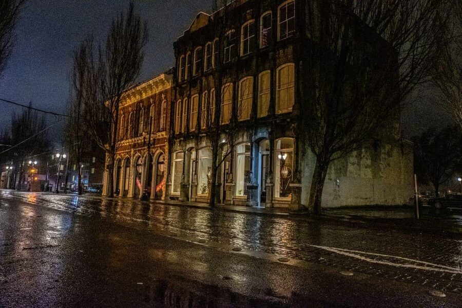 Portland: Ultimate Dead of Night Walking Ghost Tour - Timing That Can Stretch Past the Advertised 60 Minutes