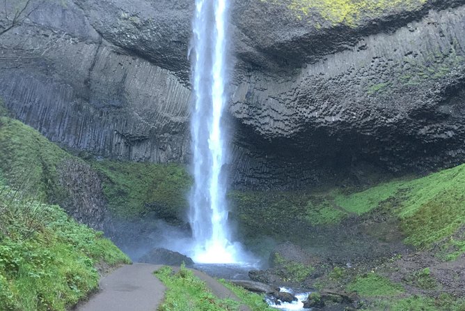 Private - 1/2 day Columbia River Gorge & Waterfalls Tour From Portland - Crown Point State Park and Vista House: Viewpoint Payoff in Minutes
