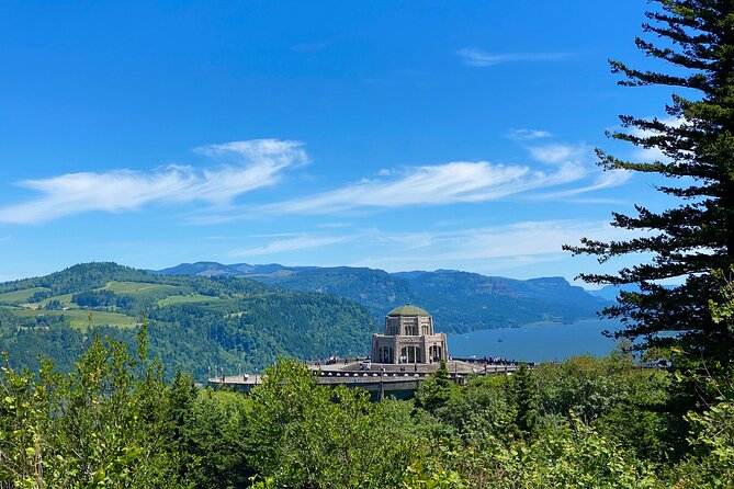 Private - 1/2 day Columbia River Gorge & Waterfalls Tour From Portland - The Real Star: Local Guide Commentary and Real Gorge Context