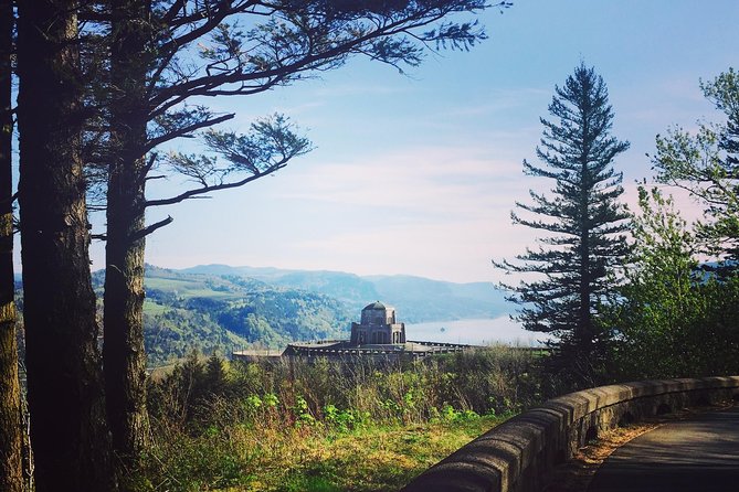 Private Group Tour up to 11 of Columbia River Gorge & Waterfalls from Portland - Price per Group: When $979 Feels Like a Deal