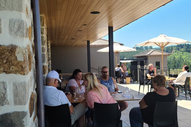 Private Wine Tours - Lunch at a winery picnic: the part that keeps the day from getting messy