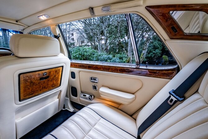 Rolls-Royce & Bentley Chauffeured All-inclusive Wine Tasting Tour - Rolls-Royce or Bentley comfort: what you really gain from the chauffeured format