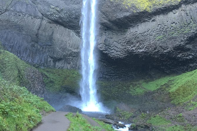 Small Group: Columbia River Gorge Waterfalls and Mt Hood Day Tour from Portland - What to expect at Timberline Lodge (beyond the iconic building)