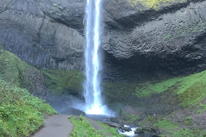 Small Group: Columbia River Gorge Waterfalls Tour from Portland - What the Local Guide Adds (Especially if You Like Stories)