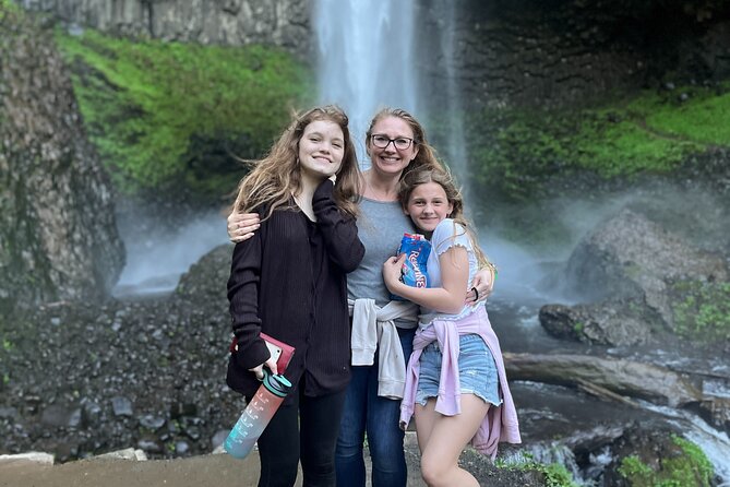 Sunset Tour of Multnomah Falls plus Vista House and Other Falls - Multnomah Falls with front-row access up to Benson Bridge