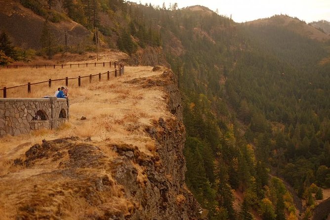 Tasting the Gorge by Ebike - Stop 1: Historic Columbia River Highway State Trail to Mosier