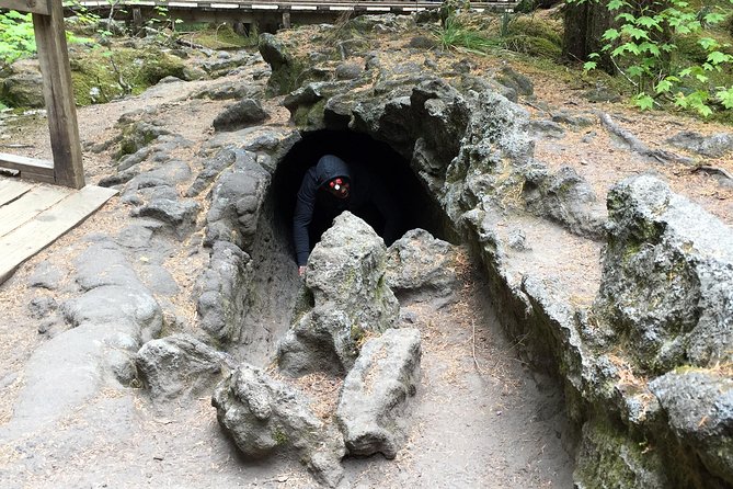 The Mt St Helens Adventure Tour from Portland - Ape Cave lava tube: 42 F inside, and the bat-safety shoe rule